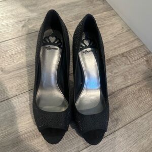 Fergalicious sparkly platform peep toe pumps size 9